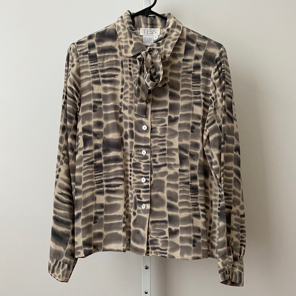 TESS Silk Office Siren Academia Bow Abstract Animal Print Blouse L Brown